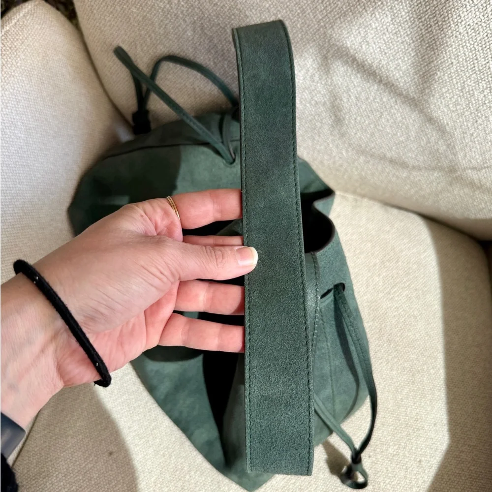 NWT! | MADEWELL The Drawstring Shoulder Bag in Architect Green Suede - Picture 9 of 13